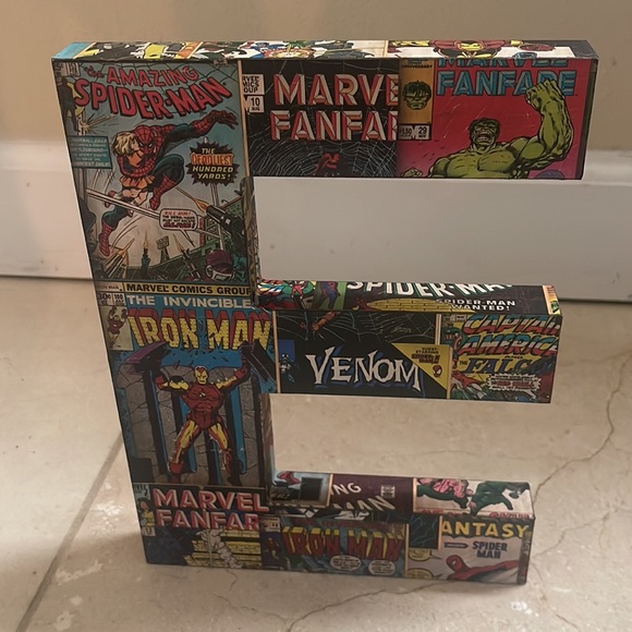 Marvel Superheroes Letter E Sign Home Decoration Wall Decor Kids Room Man CaveMa - Picture 2 of 7